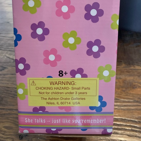 NEW Mrs. Beasley collectible doll from “Family Affair” - Picture 8 of 8